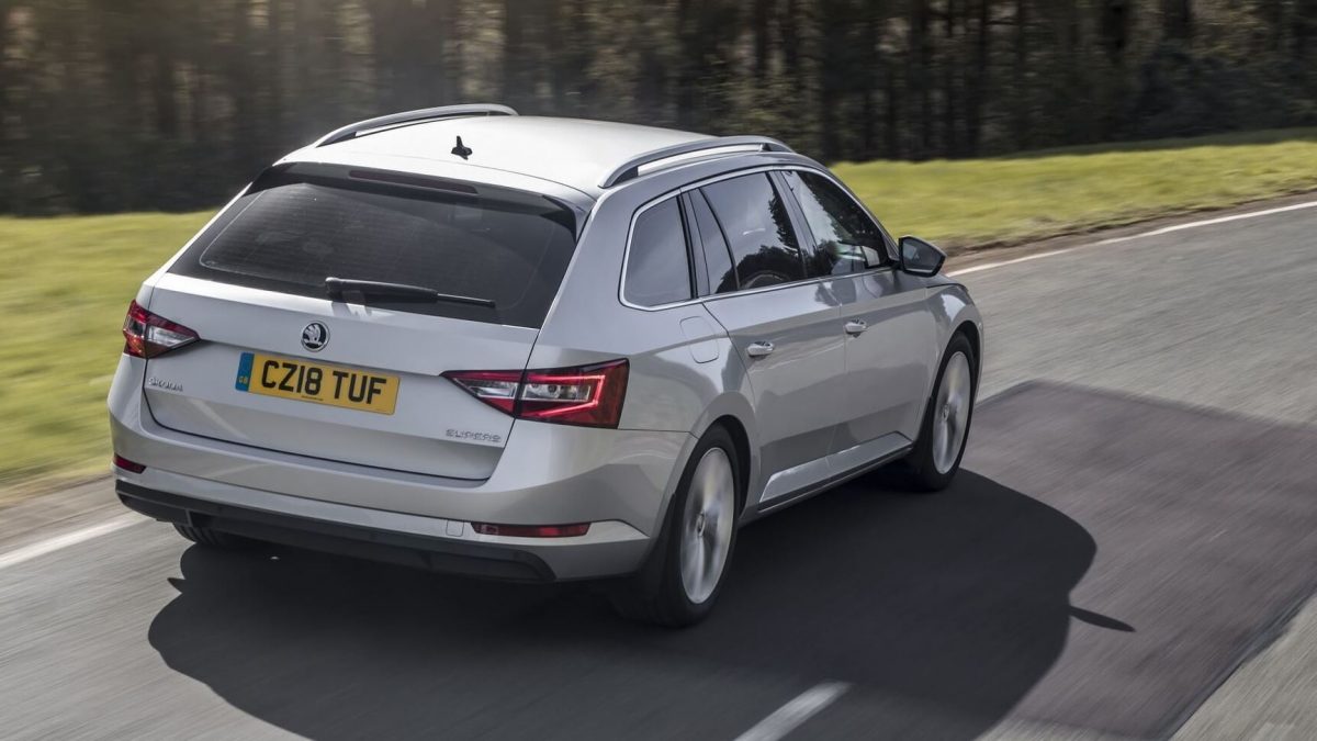 SKODA SUPERB