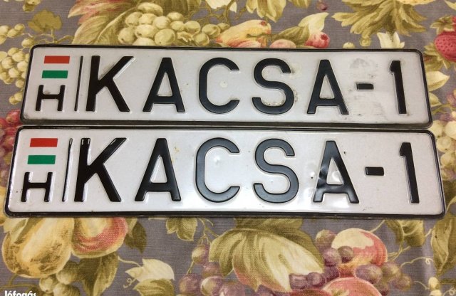 700 ezer forintért a tiéd lehet a KACSA-1 rendszám