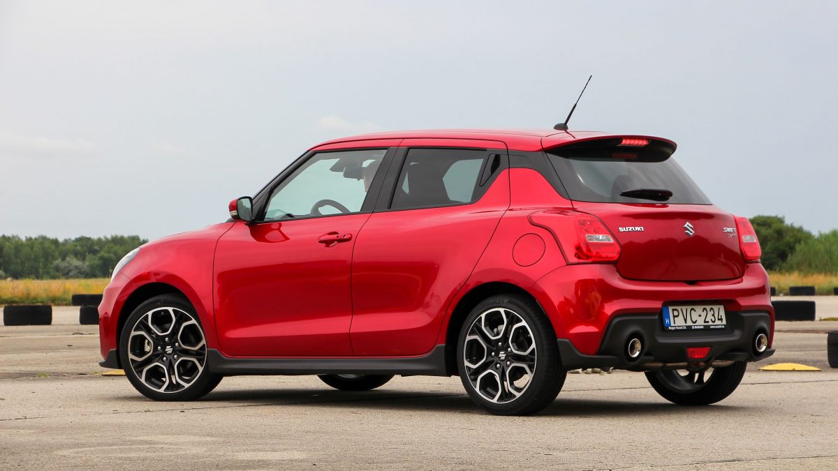 SUZUKI SWIFT