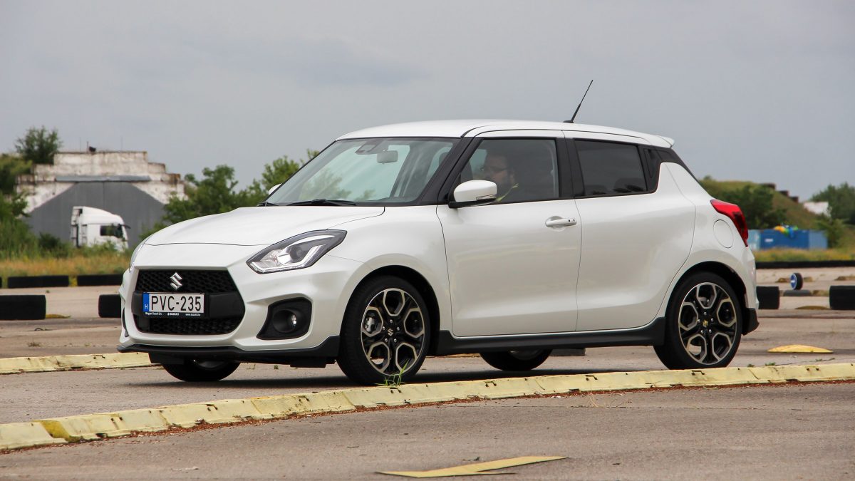 SUZUKI SWIFT