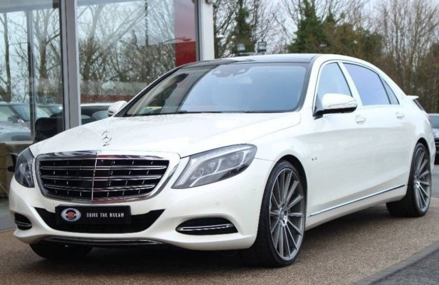 Eladó Lewis Hamilton S 600 Maybach Mercije