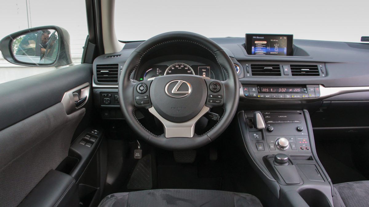 LEXUS CT