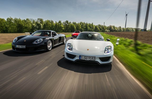 Bűvös hármas, avagy Porsche szupersportautók egymás közt