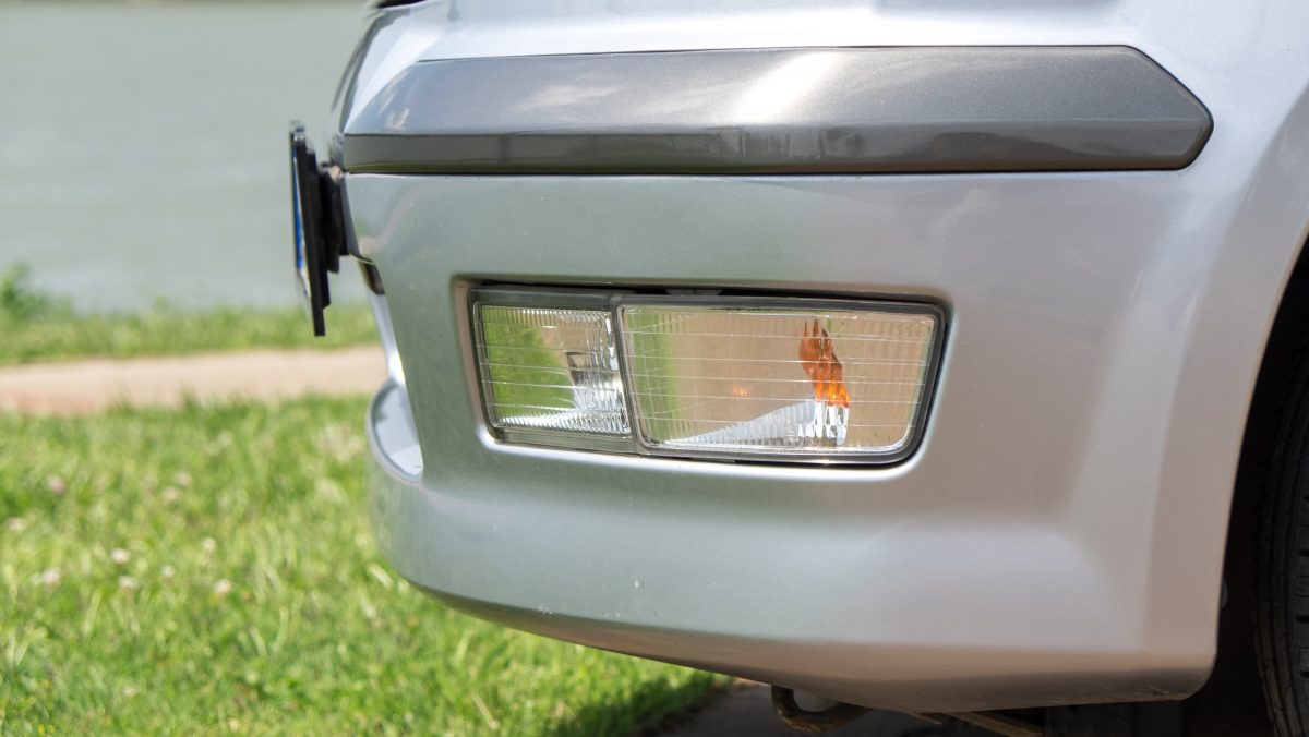 MITSUBISHI SPACE WAGON