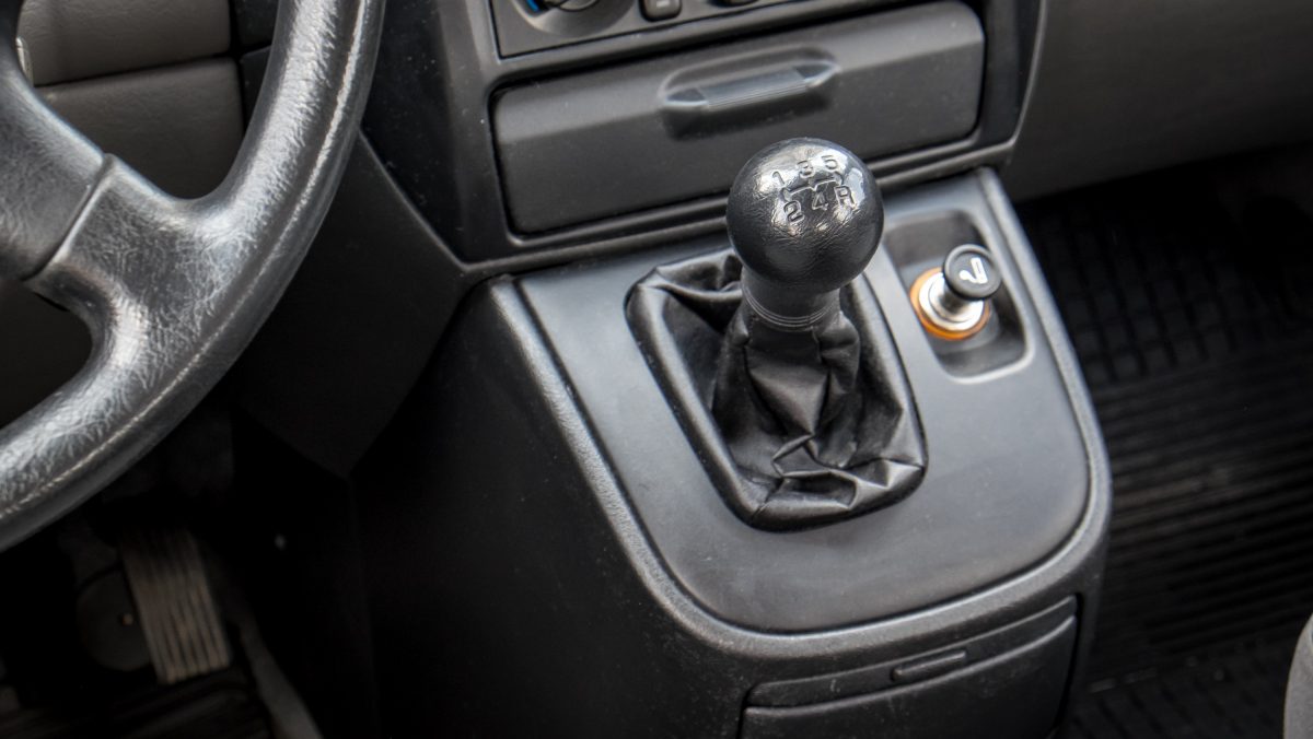 MITSUBISHI SPACE WAGON