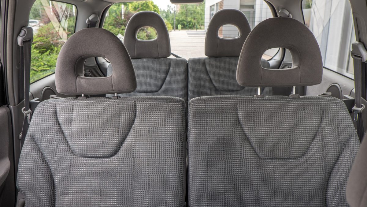 MITSUBISHI SPACE WAGON