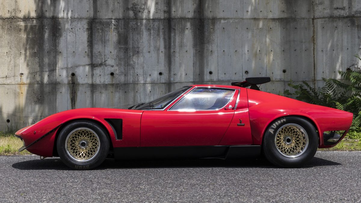 LAMBORGHINI MIURA