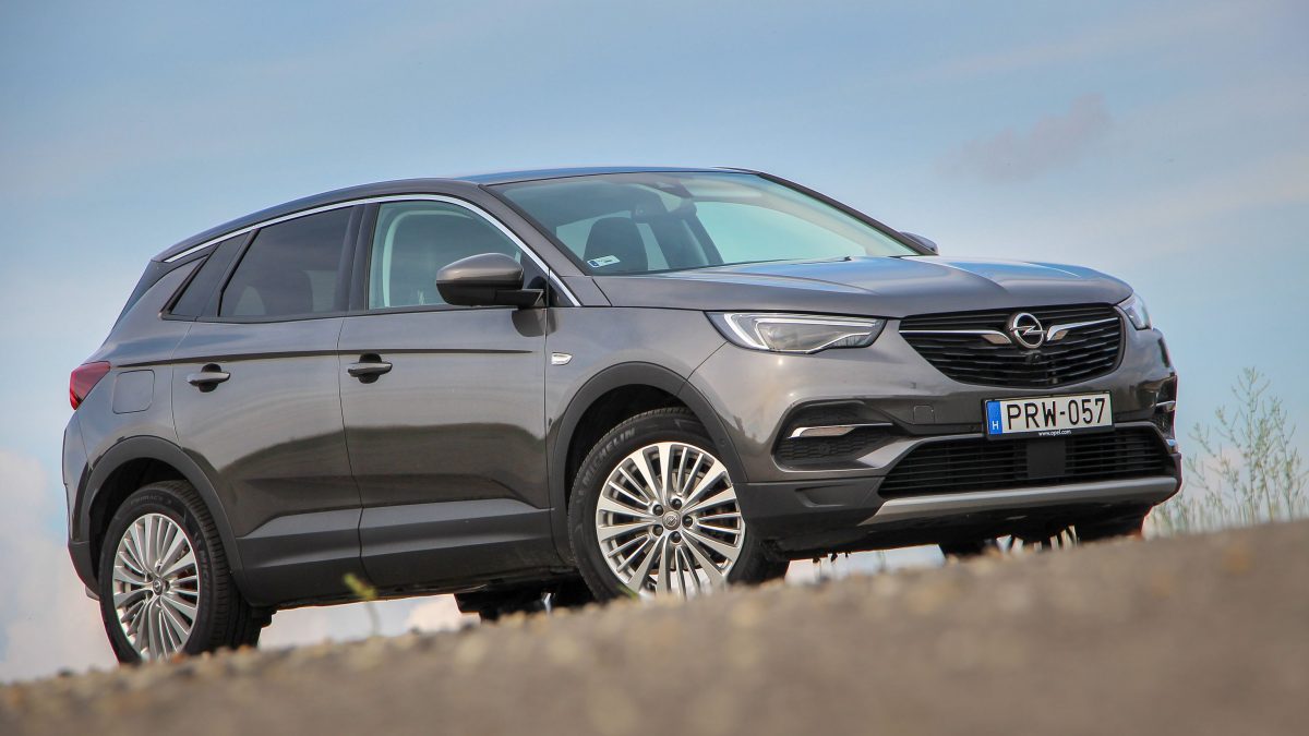 OPEL GRANDLAND X