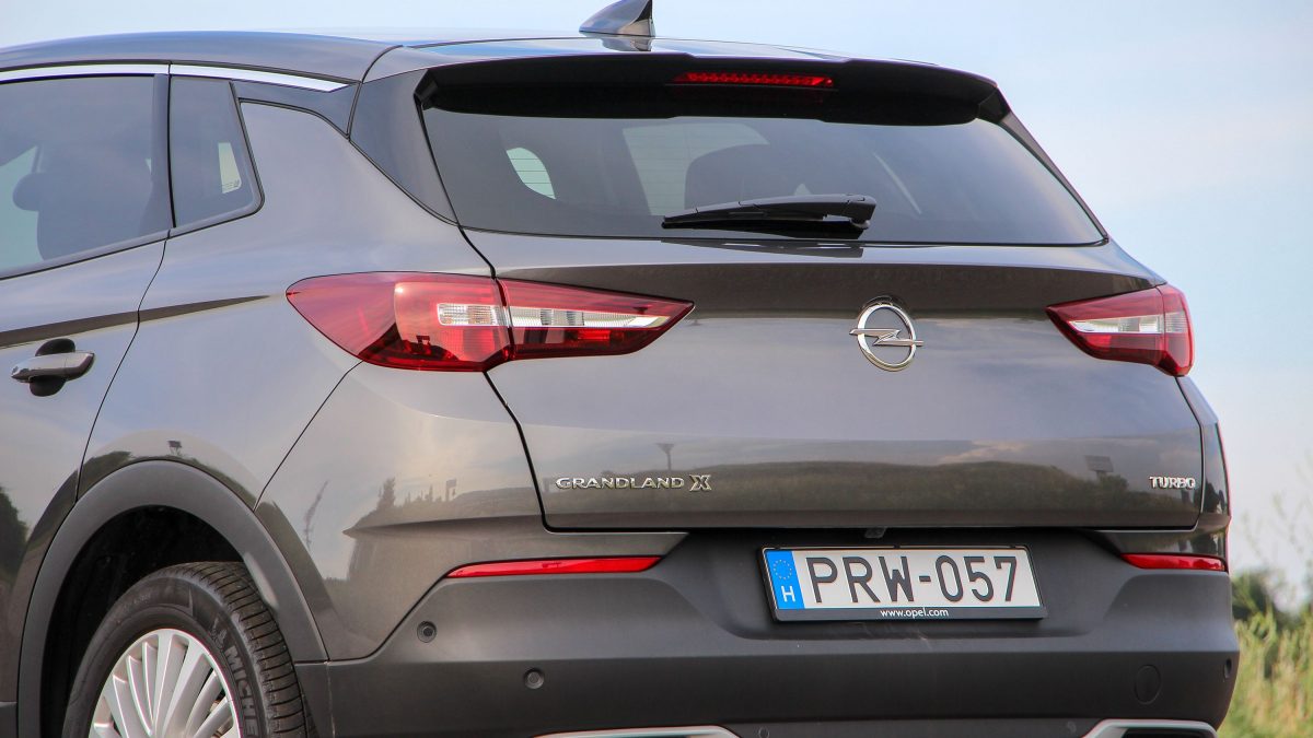 OPEL GRANDLAND X