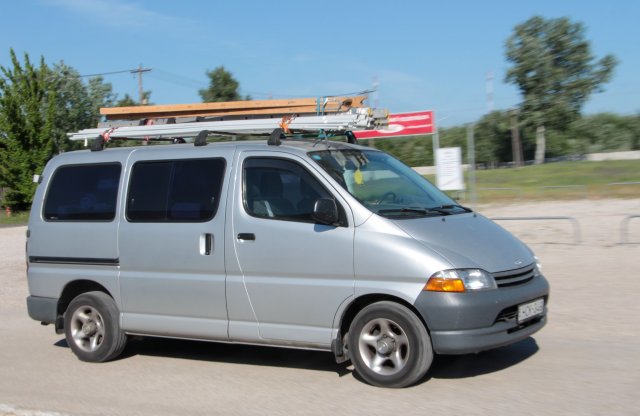 Mit tud egy Toyota Hiace 600 ezer kilométerrel? Mutatjuk!