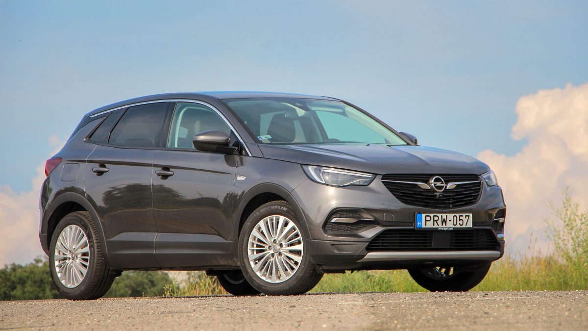 OPEL GRANDLAND X