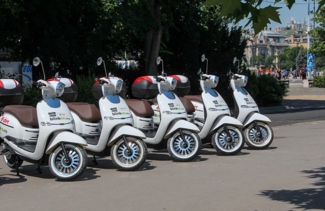 Robogómegosztó: 49 forintos perc-, 4900 forintos napidíjjal