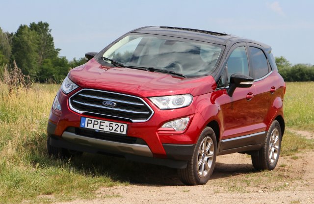 Vajon a Fiesta fejére nő? Ford EcoSport teszt
