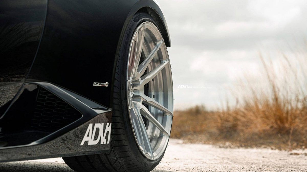 LAMBORGHINI HURACÁN