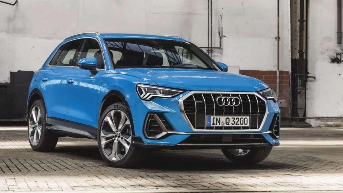 AUDI Q3