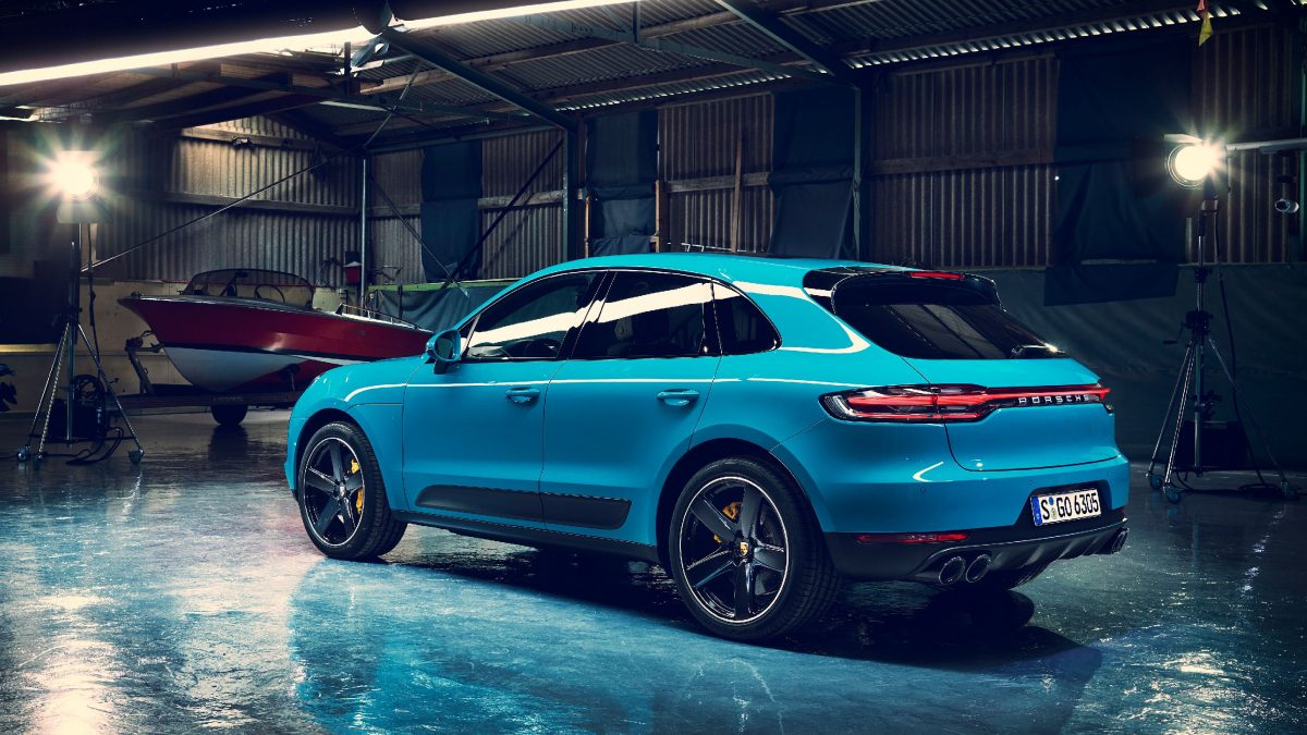 PORSCHE MACAN