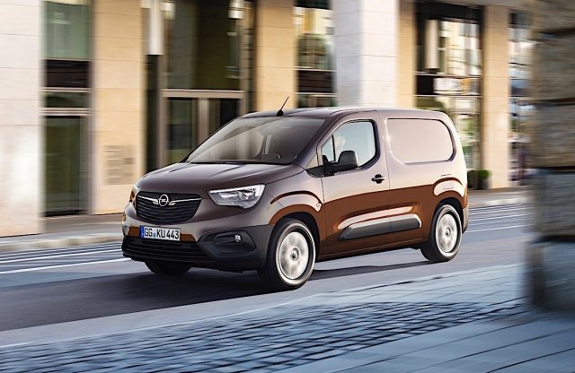 Máshogy néz ki a mezítlábas Berlingo