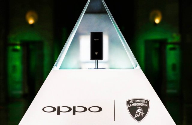 Villámtöltéssel érkezett a legújabb Lamborghini