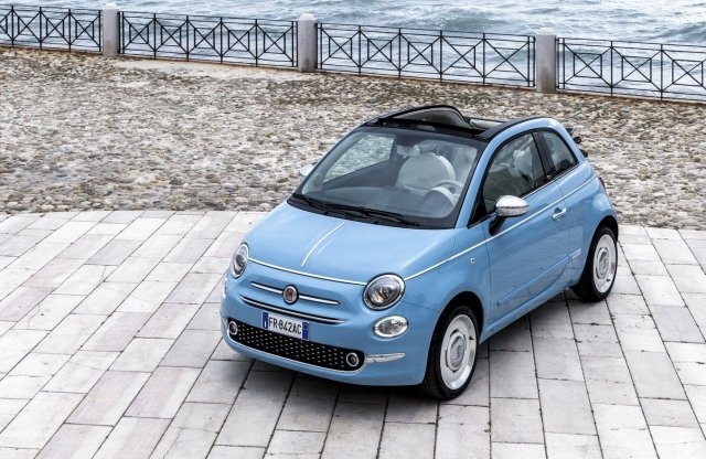 Egyedi Fiat 500 széria a strandolóknak