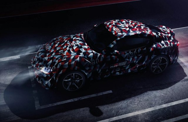 Mozgásban debütál a hathengeres Toyota Supra
