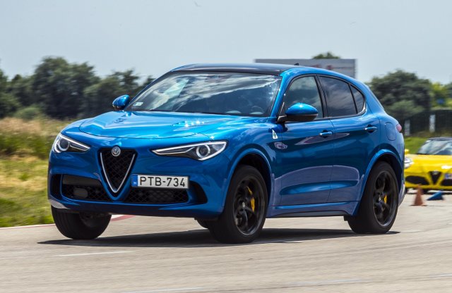 Magassarkúban is nyertek már futóversenyt – Stelvio QV