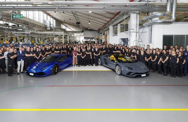 Tovább gyorsul a Lamborghini, már ami az eladásokat illeti