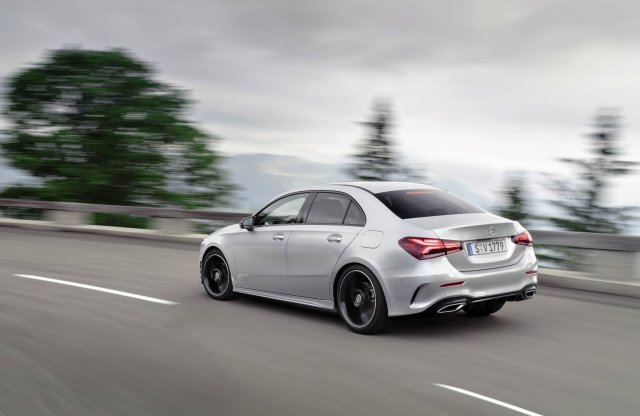 Tömörítve kaptuk az A-osztály szedánt