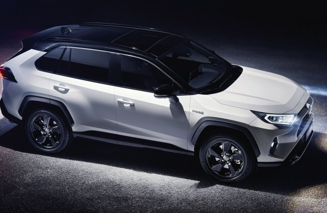 Tömegesen gyártaná üzemanyagcellás autóit a Toyota
