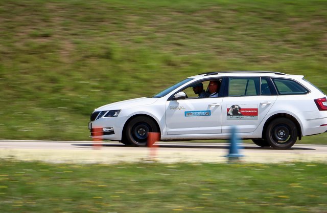 Meglepetéseket és balesetet okozhat a forró aszfalt