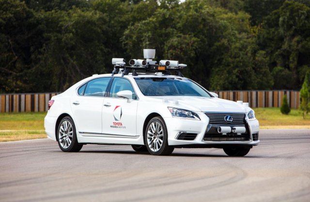 Szoftverfejlesztési forradalomra készül a Toyota