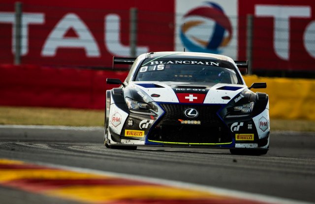 Lexus versenyautókkal találkozhatsz a hétvégén