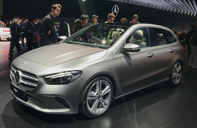 Sportosabb lett az új Mercedes B-osztály