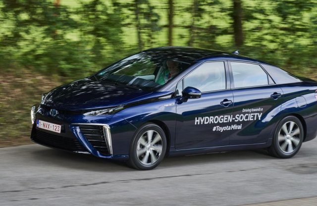 Idő előtt kinyírja a politika a belsőégésű motort?