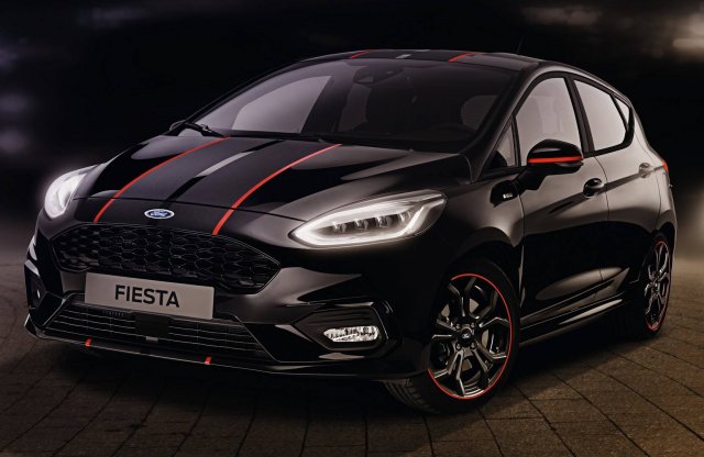 Vörös és fekete: itt vannak a vagány Fiesták