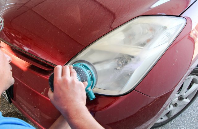 Mattul a fényszóród? Mutatjuk, mit tehetsz ellene!