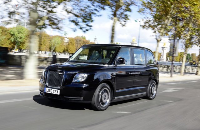 Meghódítják Párizst a londoni taxik?