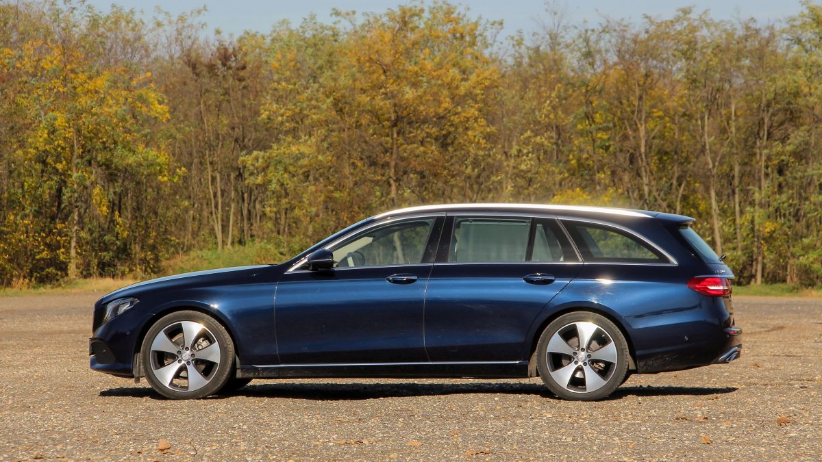 MERCEDES-BENZ E-OSZTÁLY