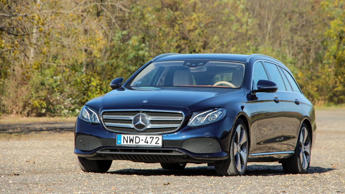 MERCEDES-BENZ E-OSZTÁLY