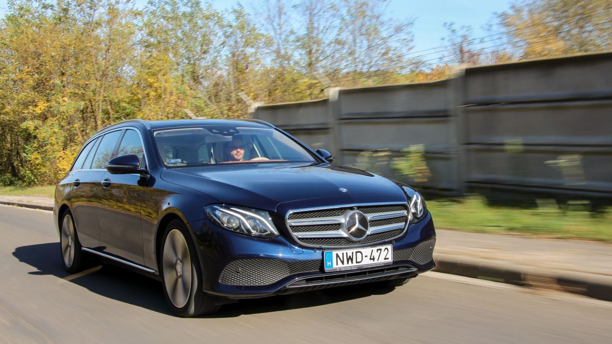 MERCEDES-BENZ E-OSZTÁLY