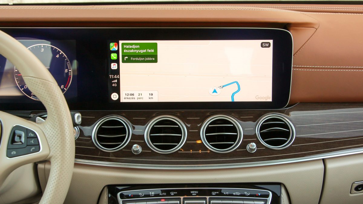 MERCEDES-BENZ E-OSZTÁLY