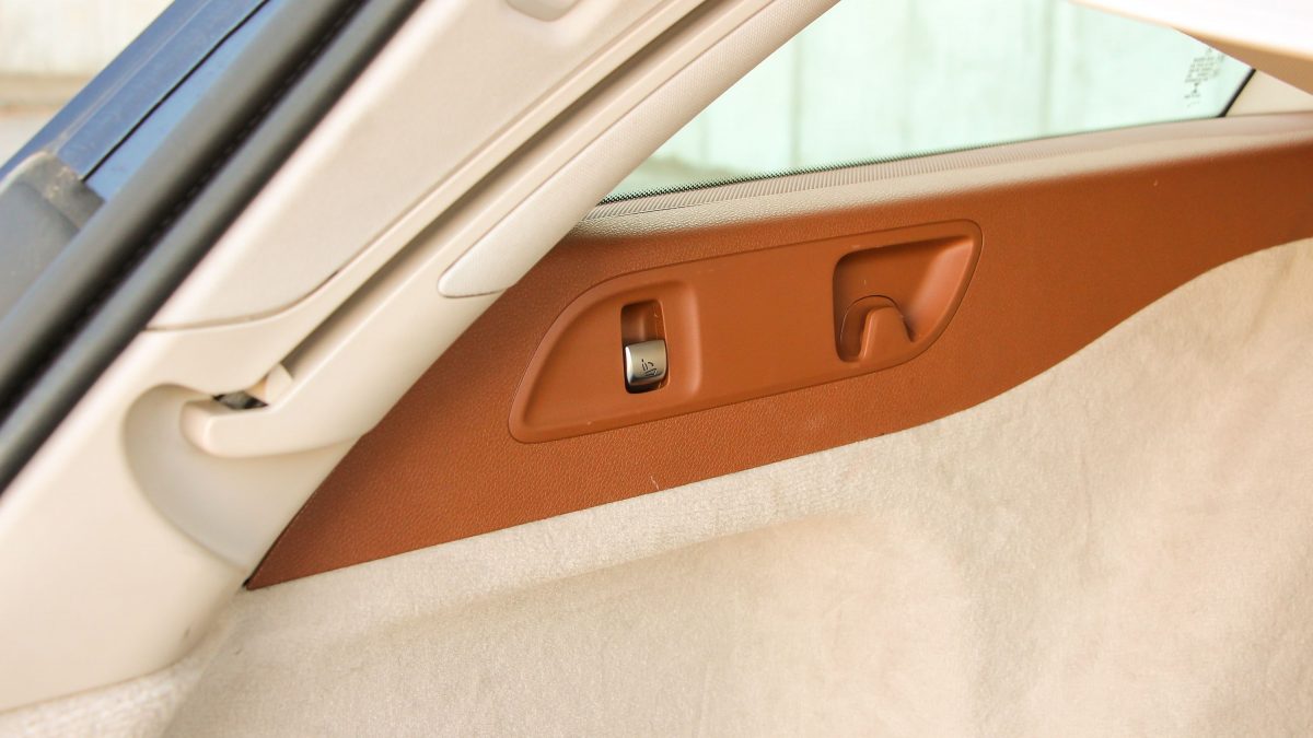 MERCEDES-BENZ E-OSZTÁLY