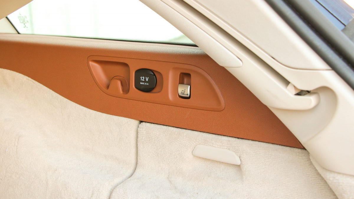 MERCEDES-BENZ E-OSZTÁLY