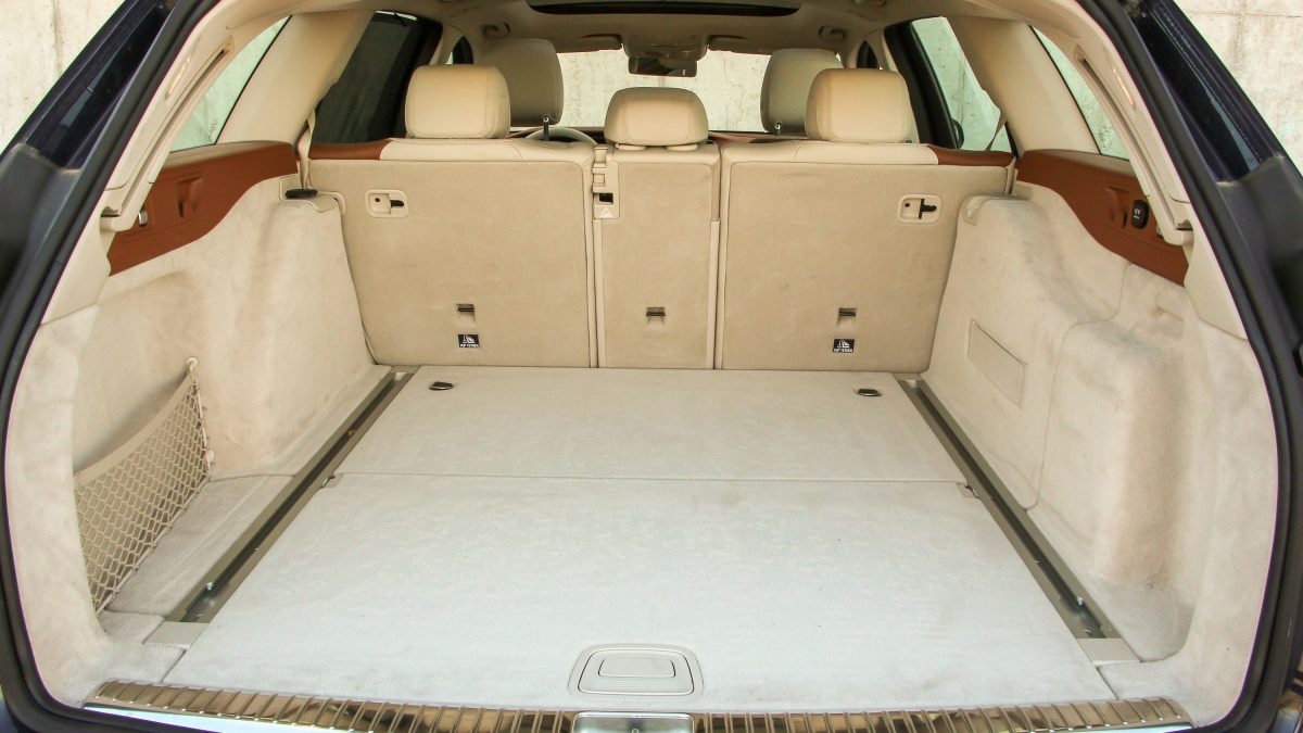 MERCEDES-BENZ E-OSZTÁLY