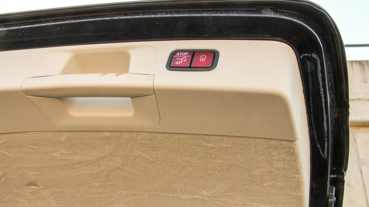 MERCEDES-BENZ E-OSZTÁLY