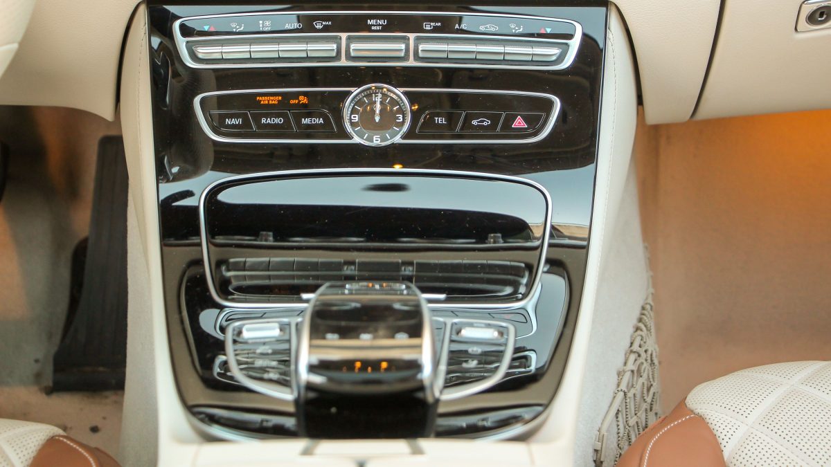 MERCEDES-BENZ E-OSZTÁLY