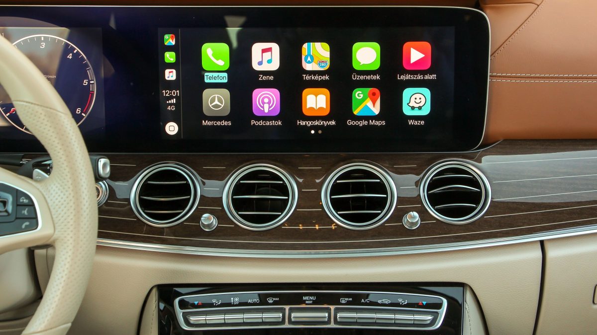 MERCEDES-BENZ E-OSZTÁLY