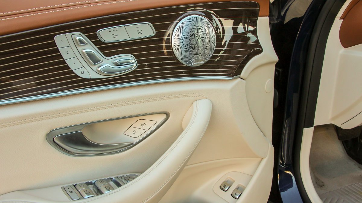 MERCEDES-BENZ E-OSZTÁLY