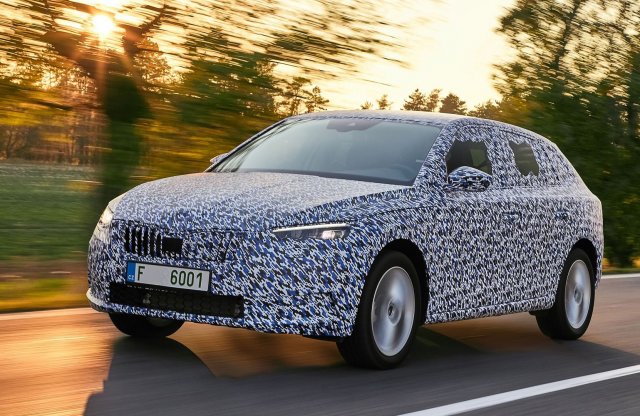 Itt vannak az első hivatalos fotók a legújabb Skodáról