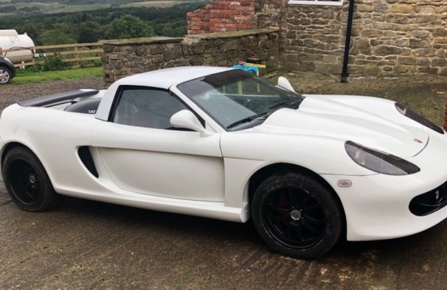 Itt egy Porsche, amin napokig röhöghetsz