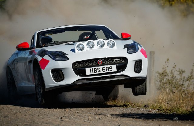 Kabrióból is lehet raligépet építeni